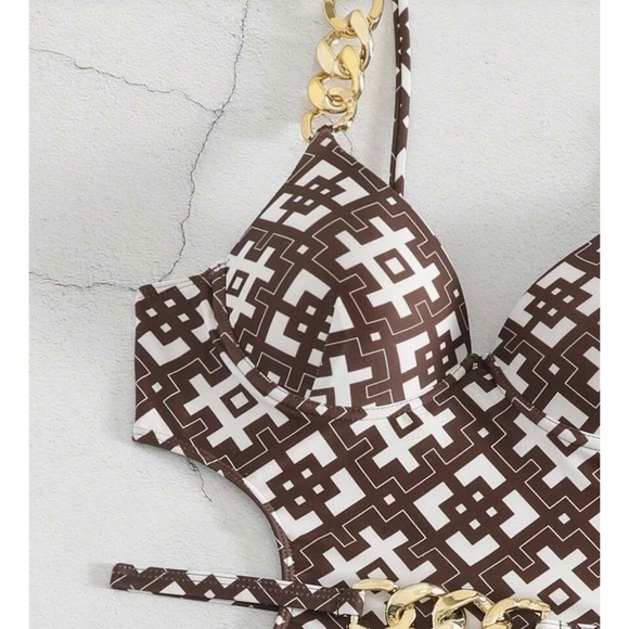 NWOT Swim Chiccia Women's Geometric Print Cut Out OnePiece Swimsuit Bathing Suit - Picture 4 of 6